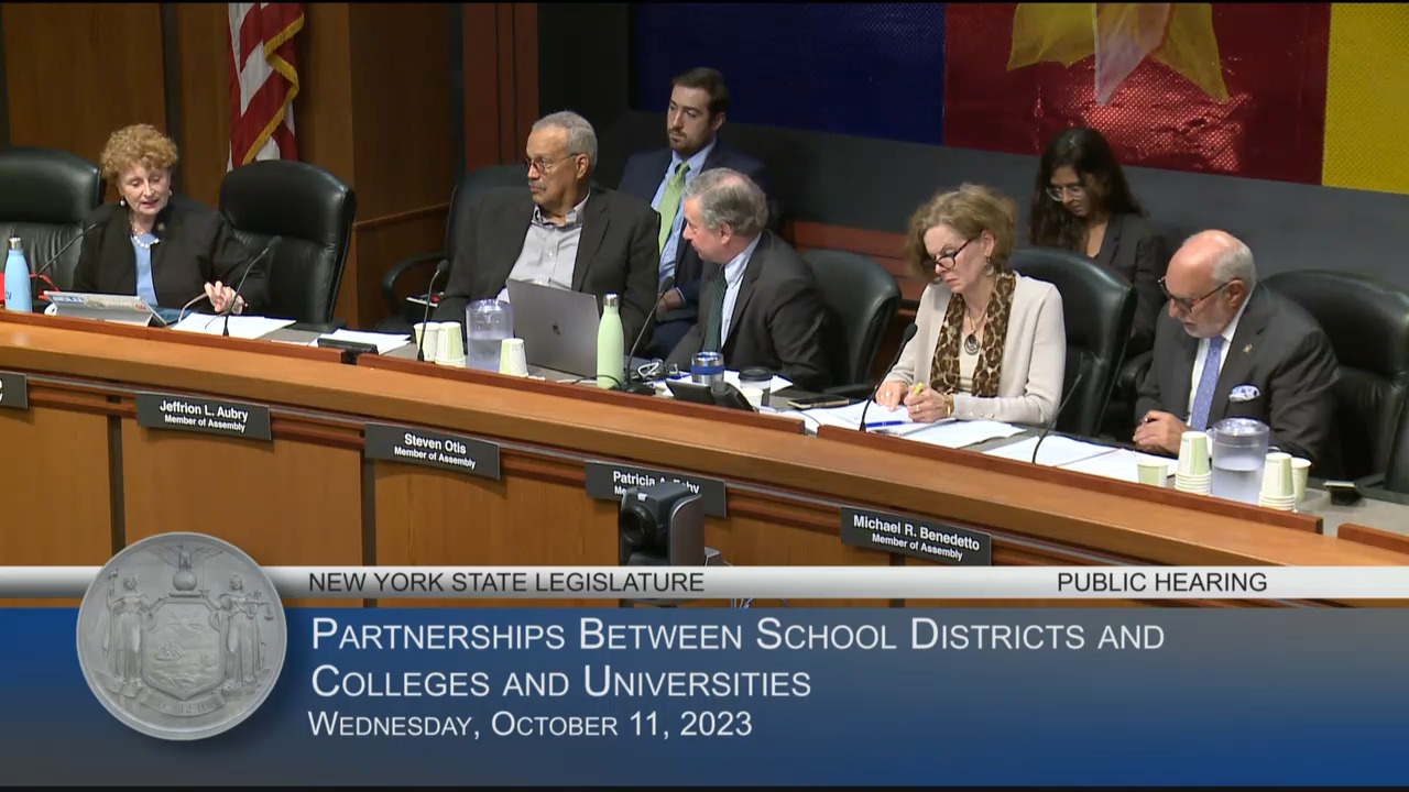 Simon Attends Public Hearing on Partnerships Between School Districts and Colleges and Universities.