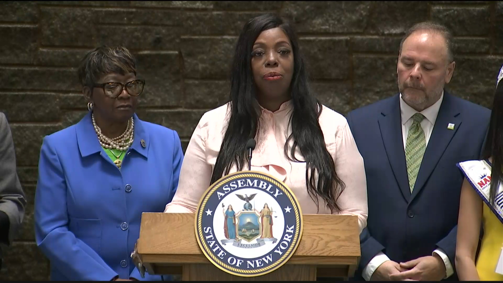 Walker Speaks at Donate Life Event